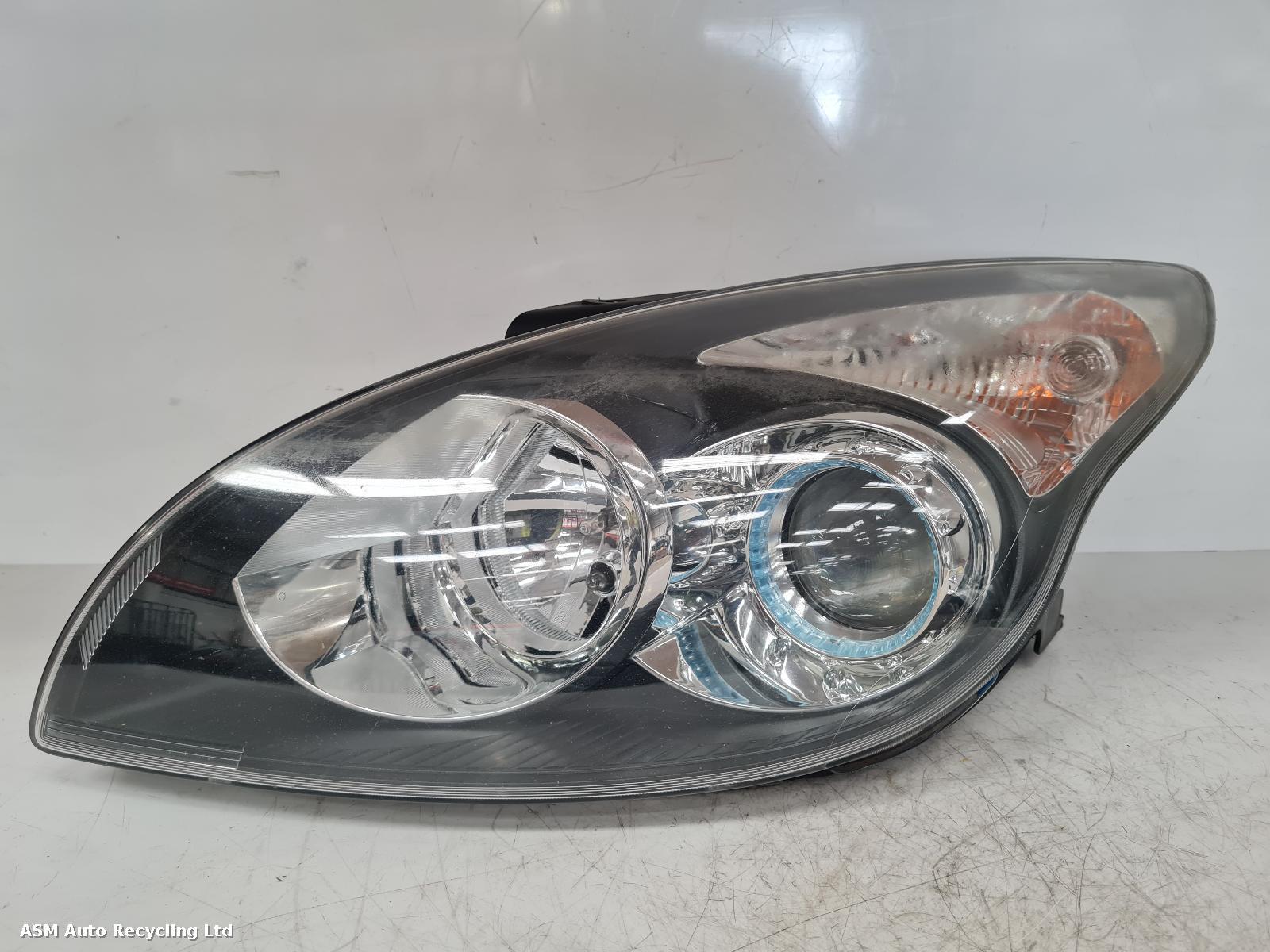 View Auto part L Headlamp Hyundai I30 2009