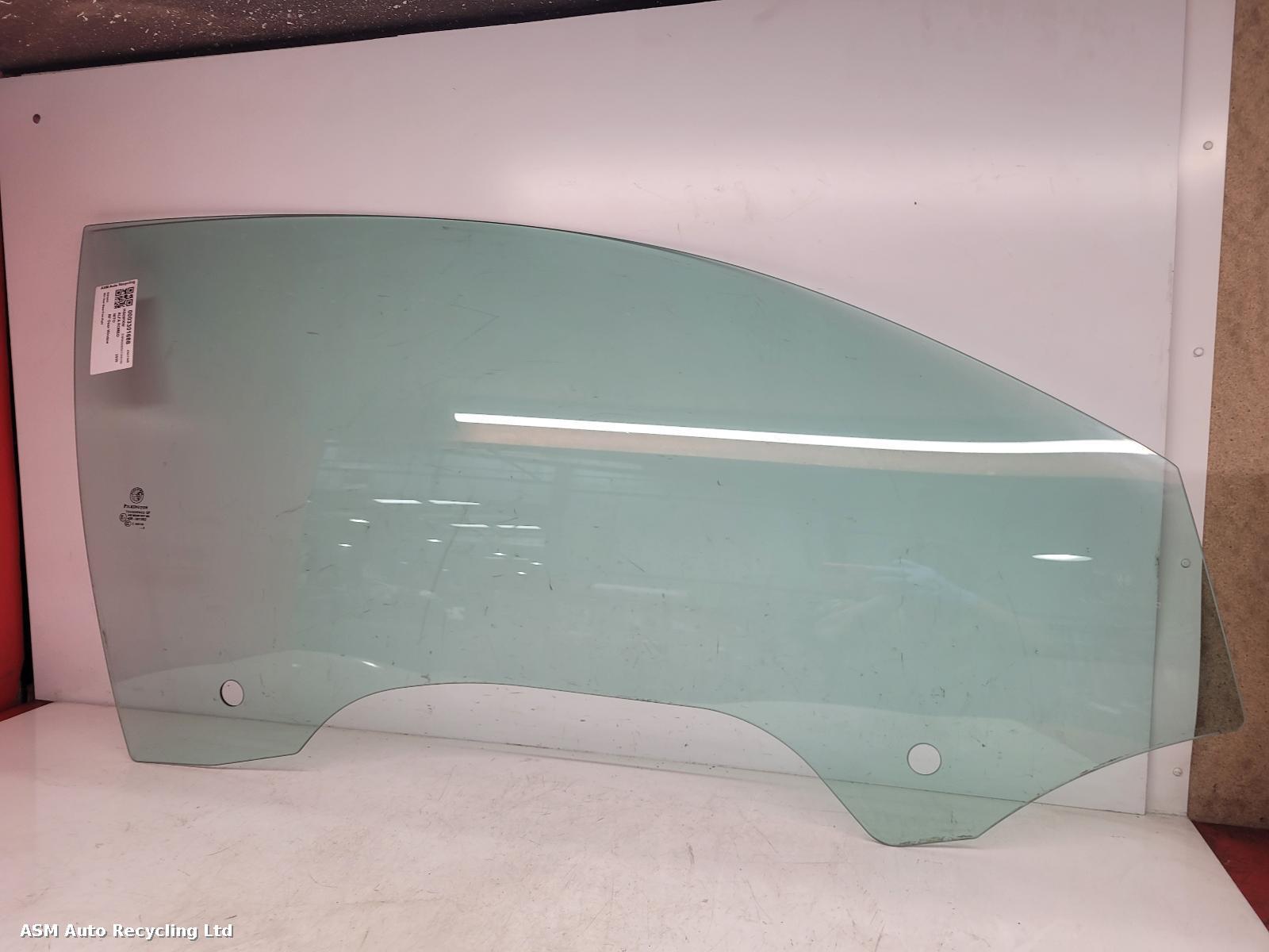 View Auto part RF Door Window Alfa Romeo Mito 2009