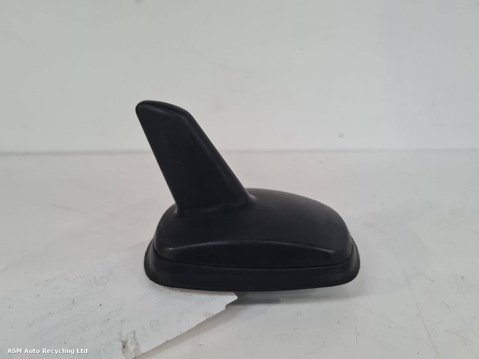 View Auto part Antenna Volkswagen Scirocco 2009