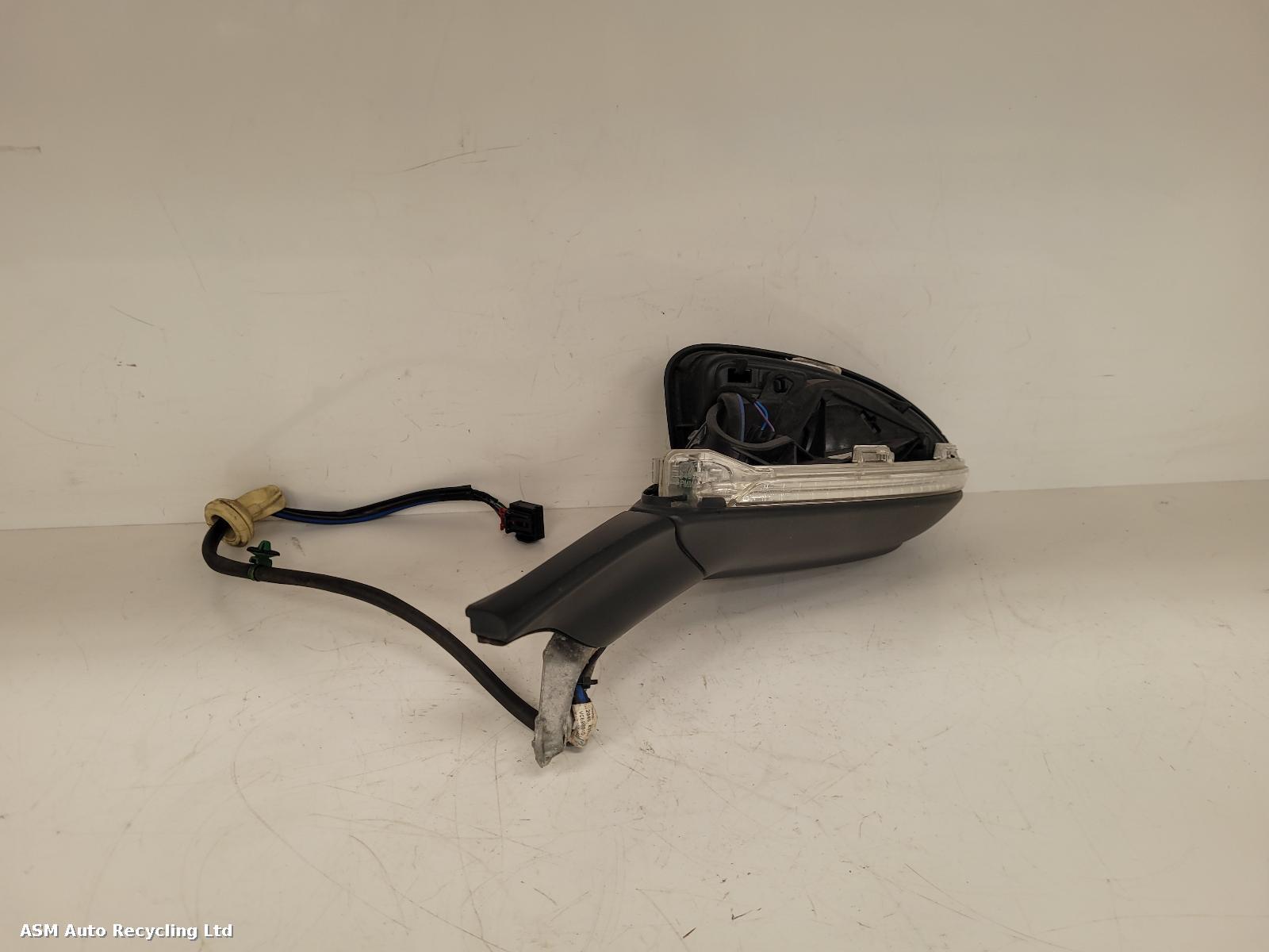 View Auto part L Door Mirror Volkswagen Golf 2018