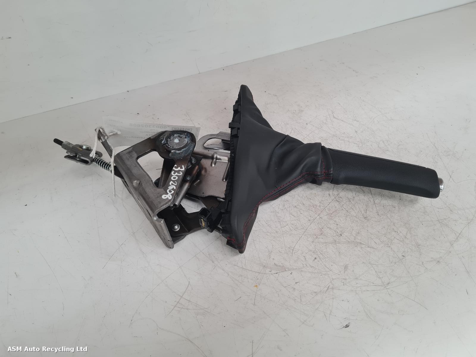 View Auto part Handbrake Lever/Button/Assembly Alfa Romeo Giulietta 2011