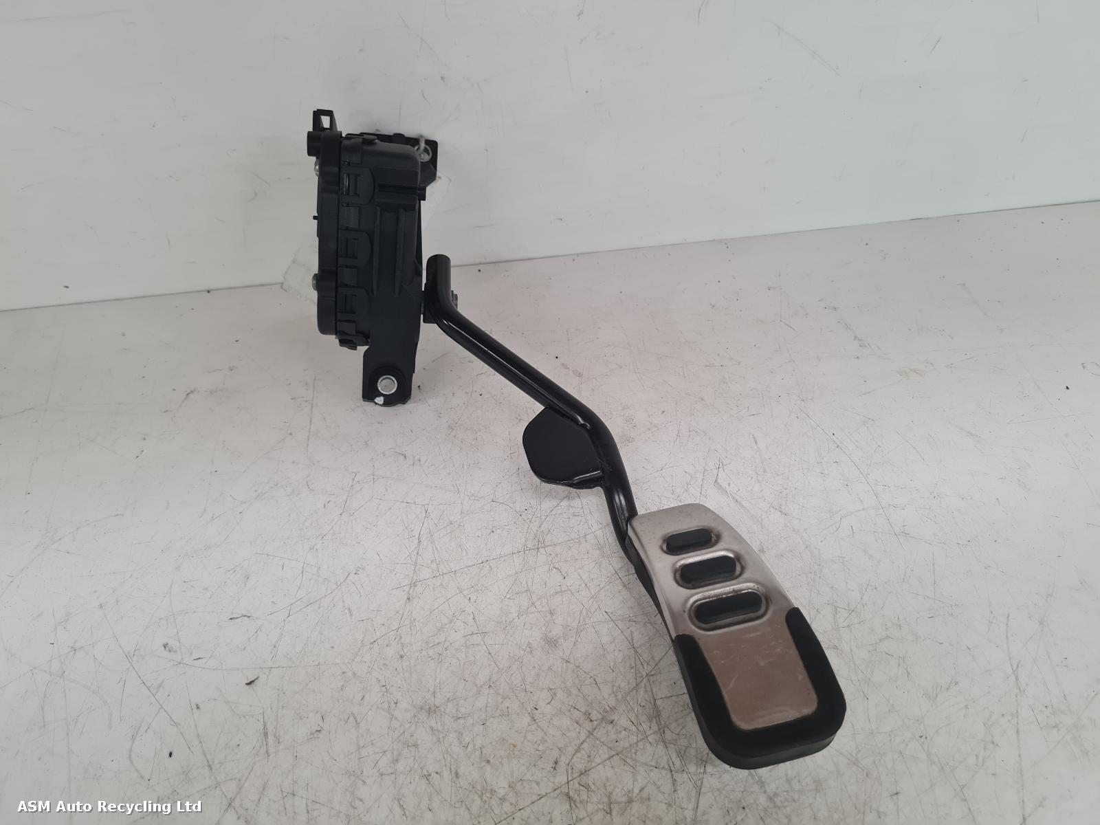 View Auto part Pedal Potentiometer Audi A4 2008