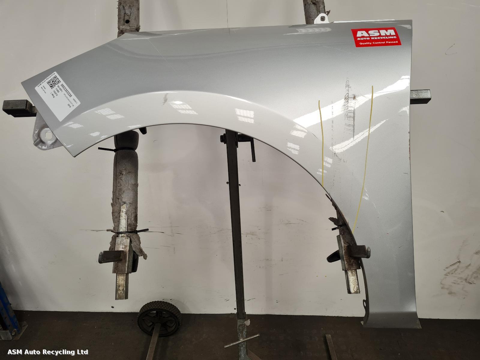 View Auto part L Wing Ford Fiesta 2018