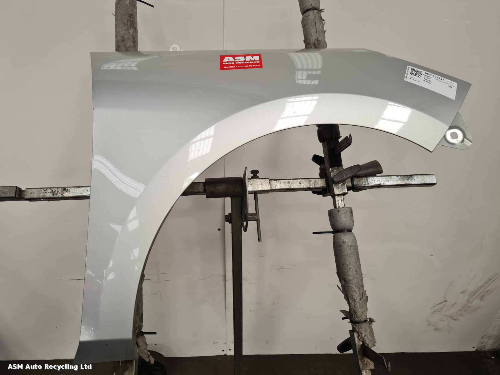 View Auto part R Wing Ford Fiesta 2018