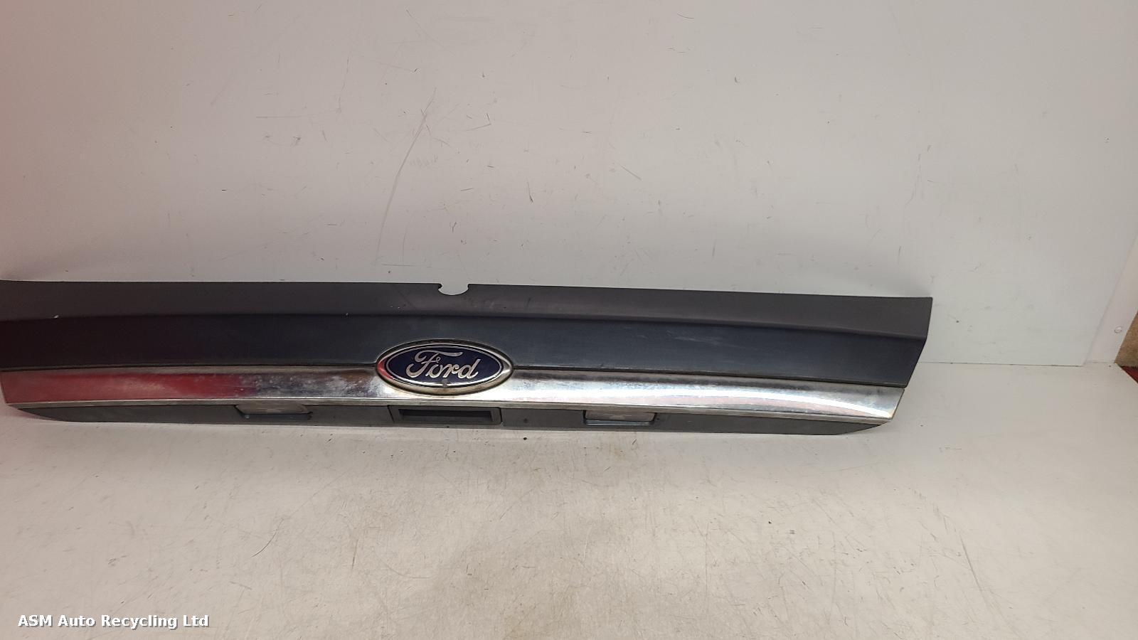 View Auto part Tailgate Handle Ford Fiesta 2013