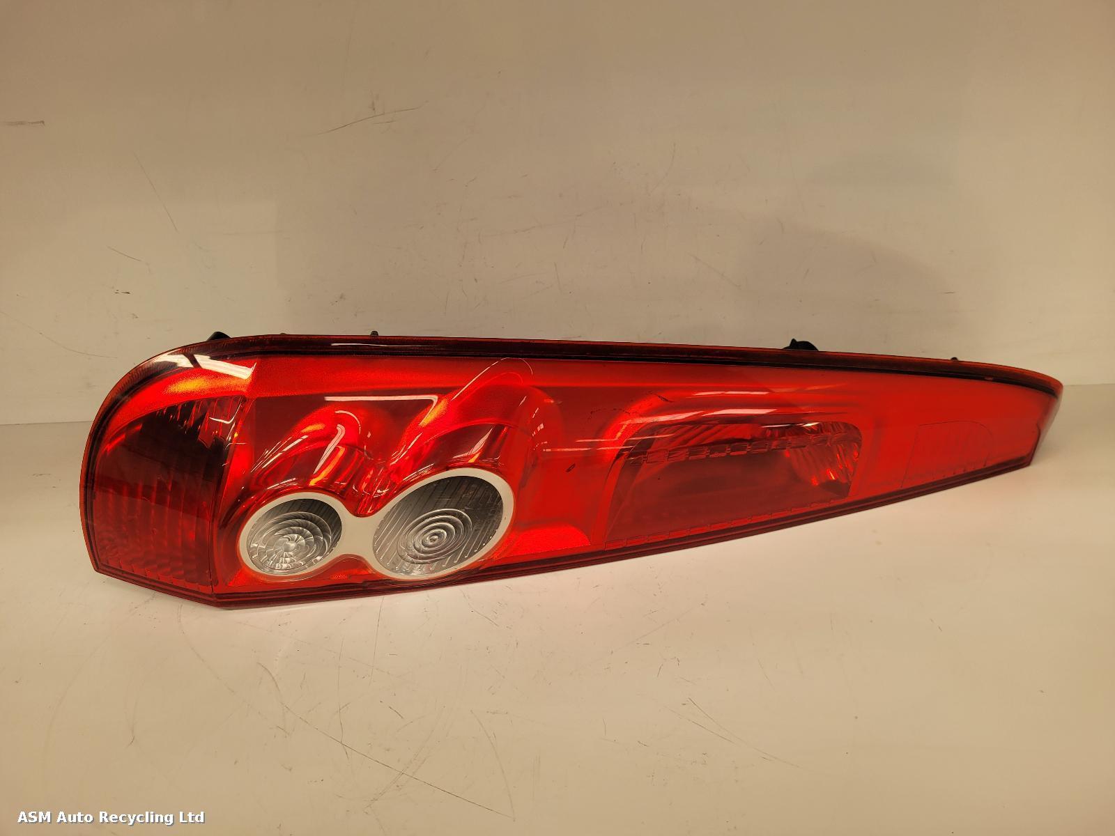 View Auto part L Taillight Ford Fiesta 2006