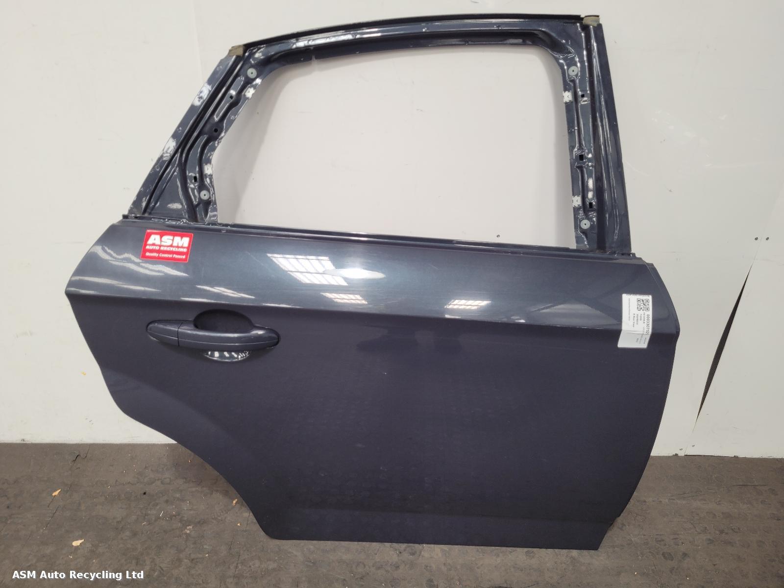 View Auto part R Rear Door Ford Mondeo 2012