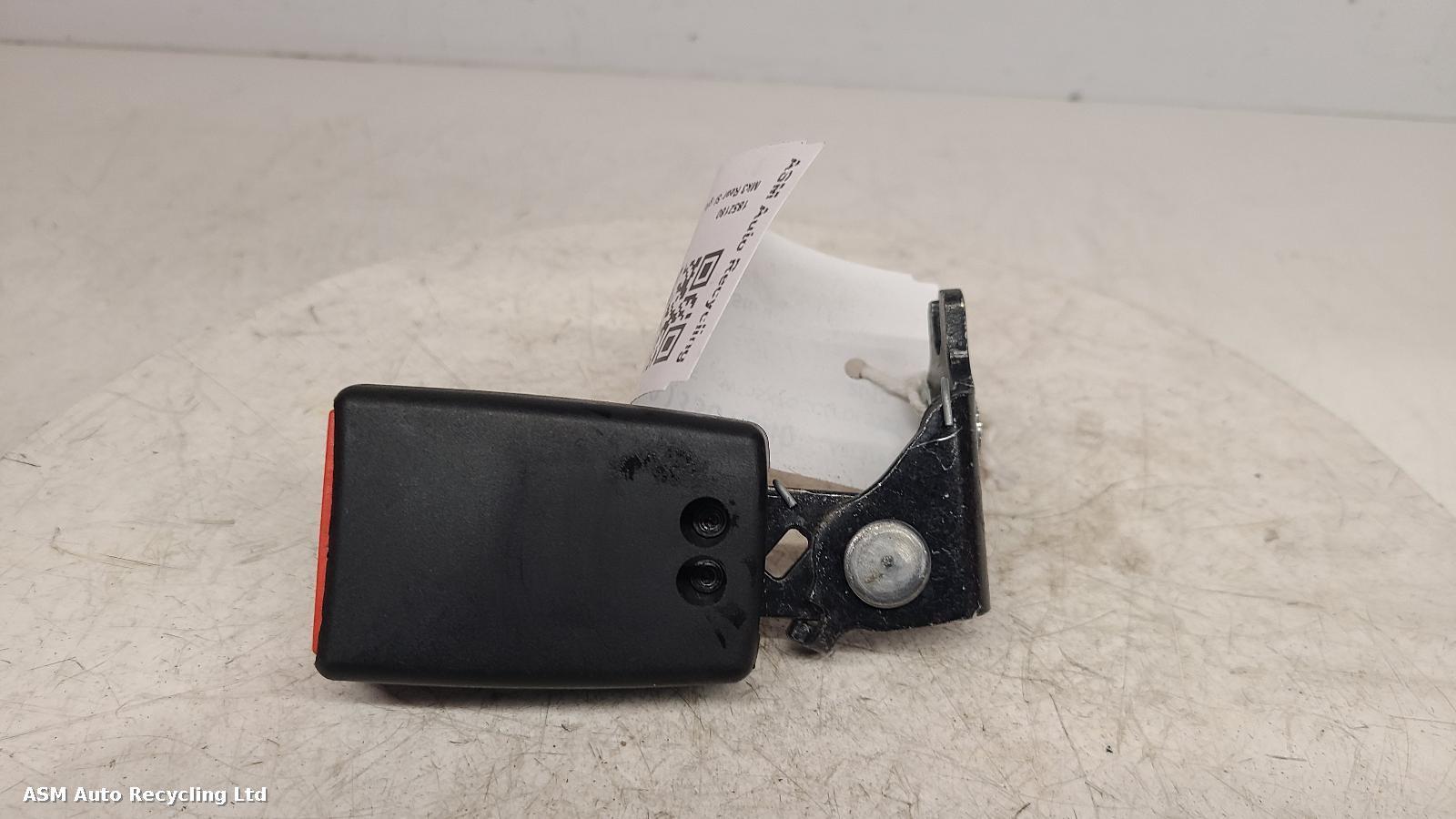 View Auto part Seat Belt Ford Focus 2015