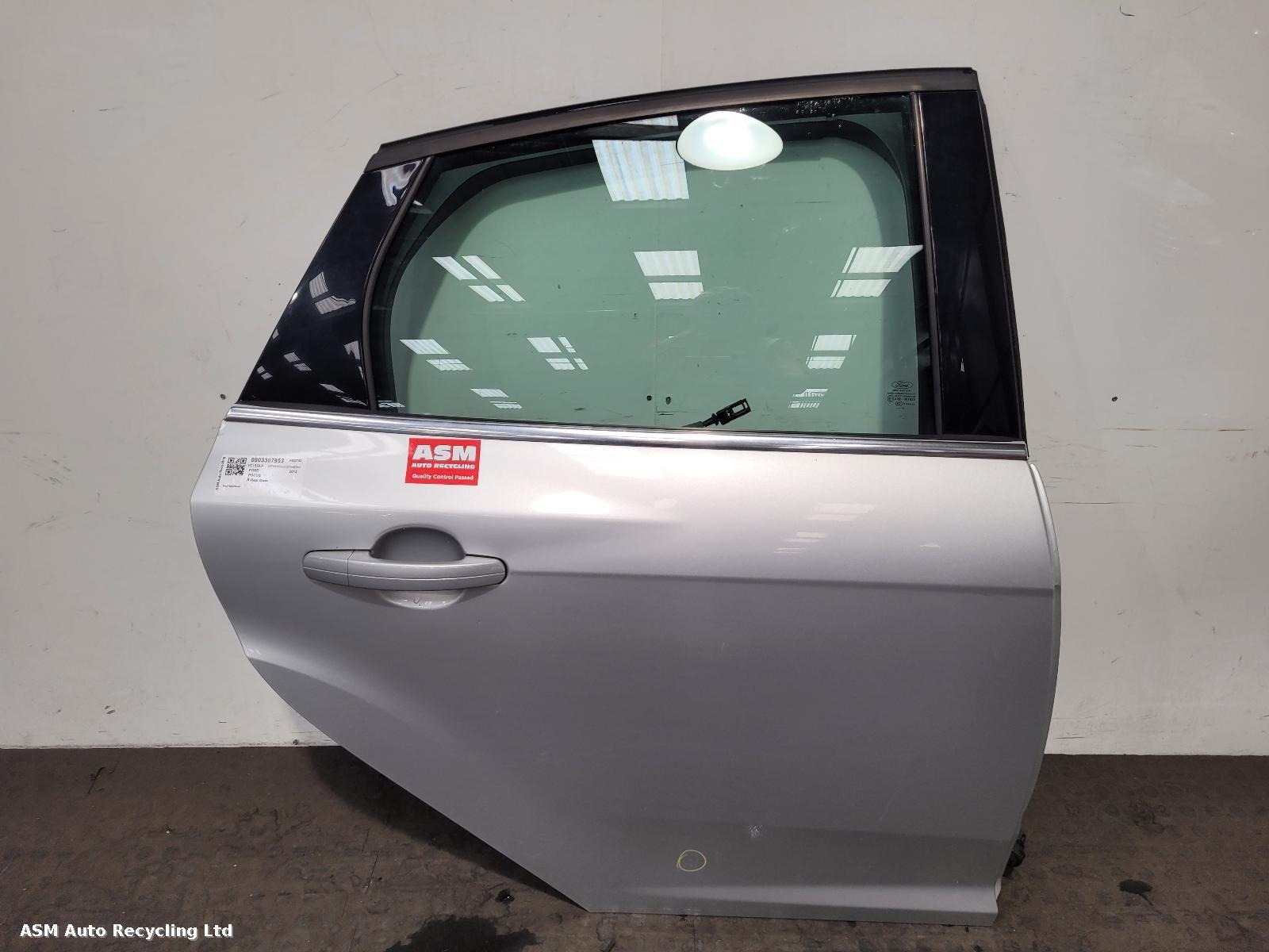 View Auto part R Rear Door Ford Focus 2015