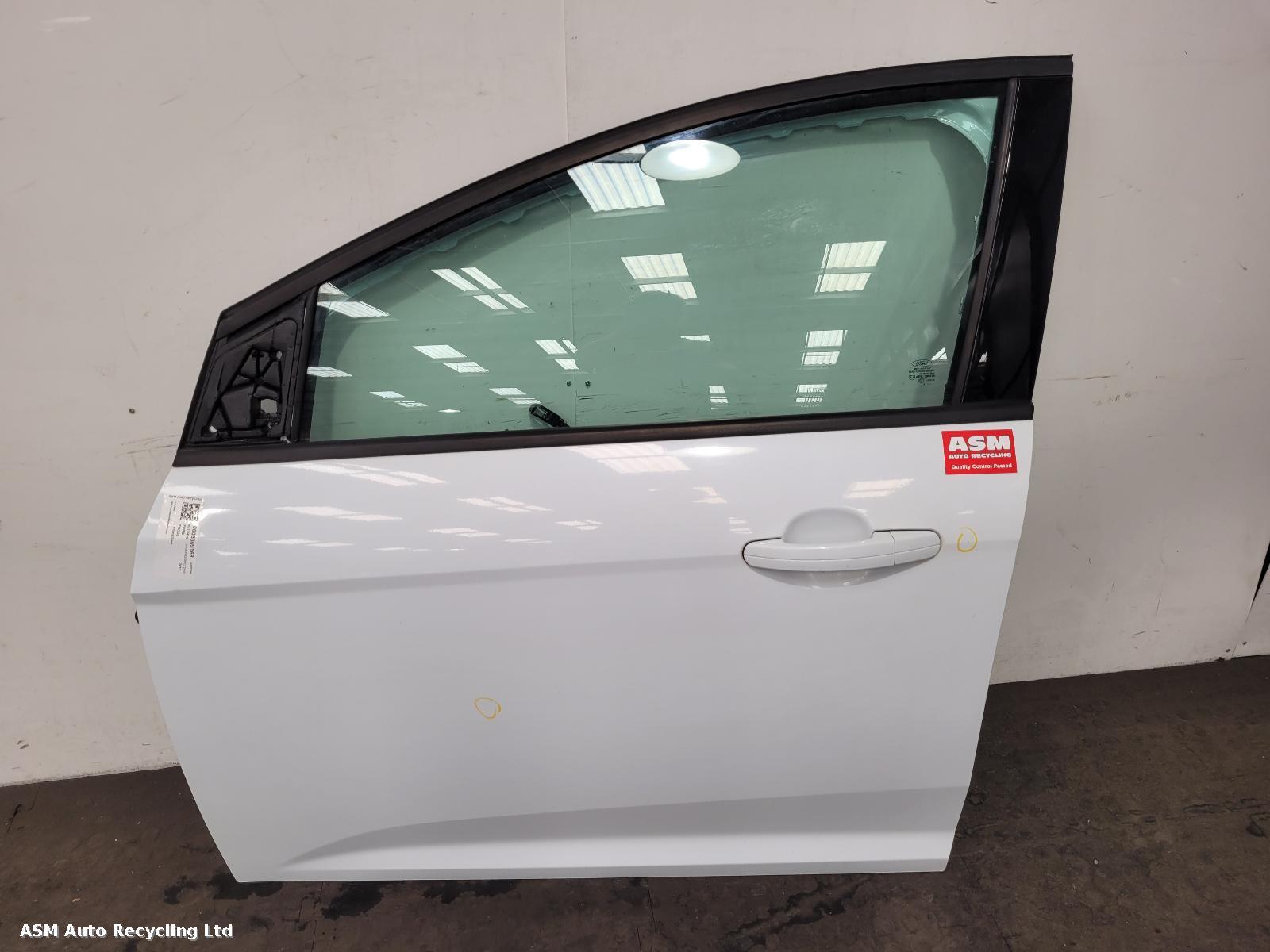 View Auto part L Front Door Ford Focus 2013