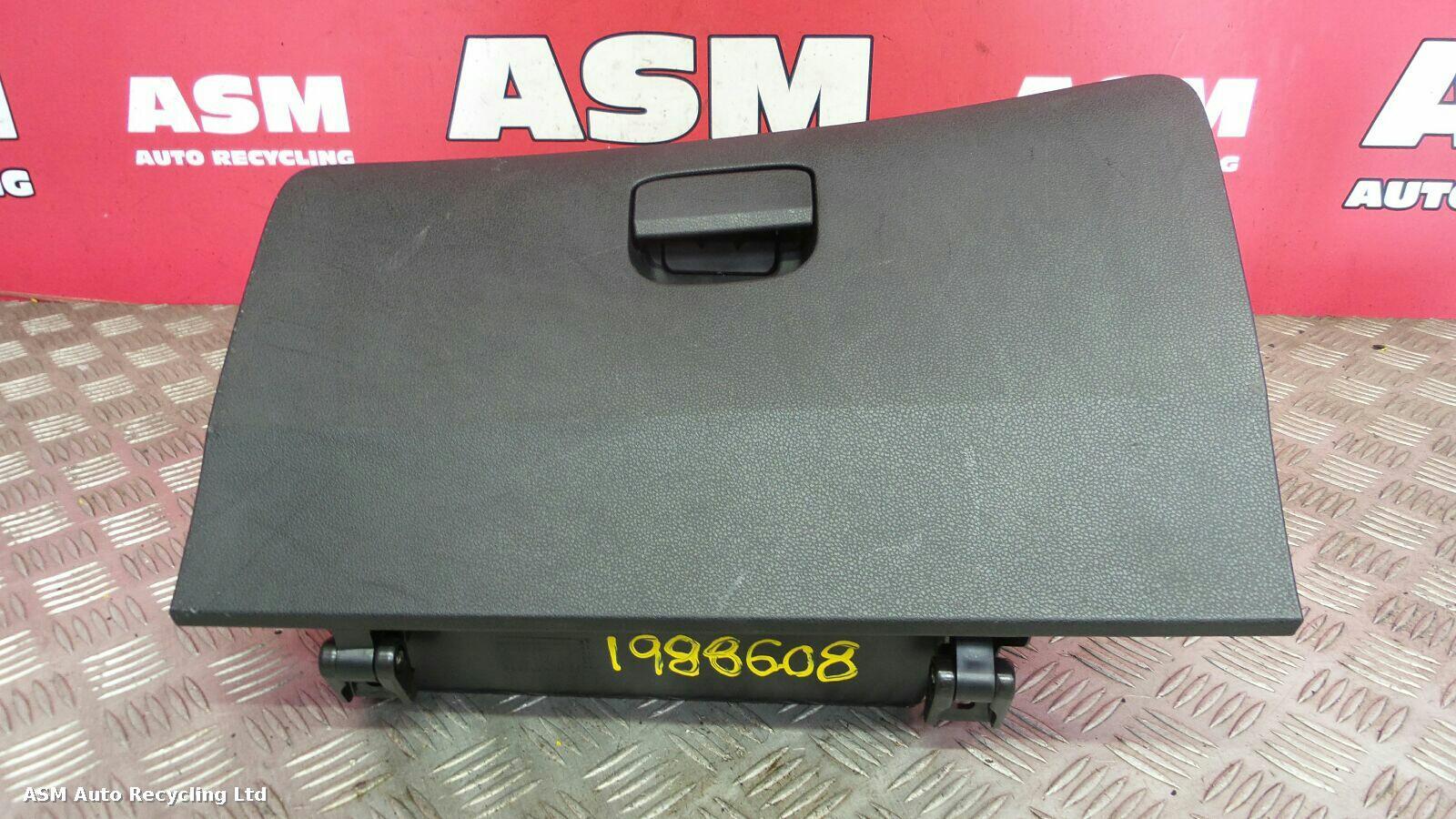 View Auto part Glove Box Honda Jazz 2015