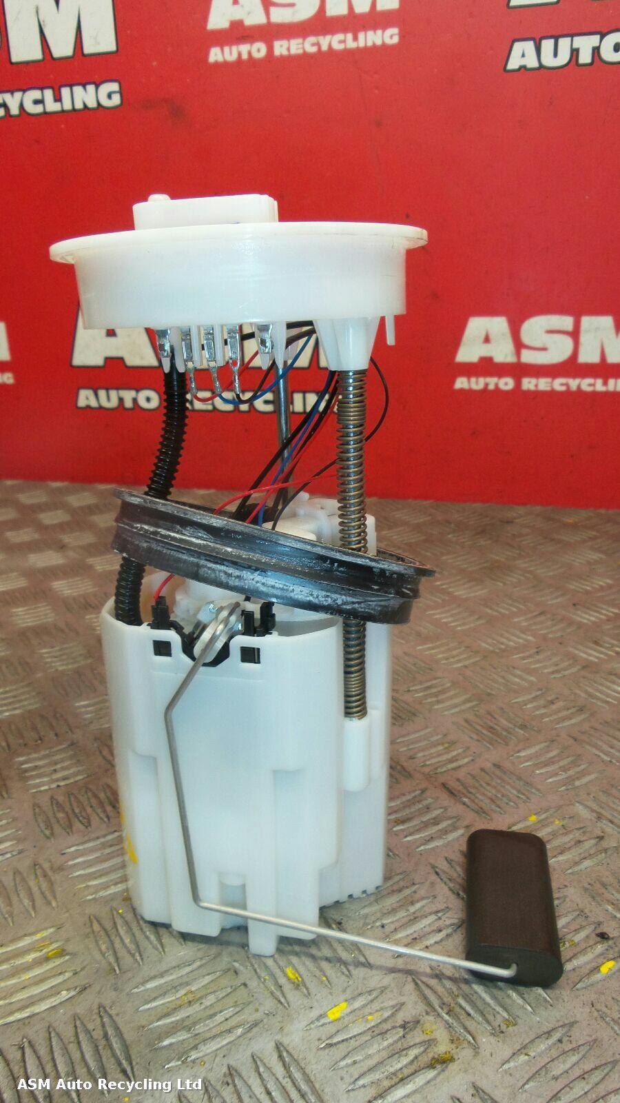 View Auto part Fuel Sending Unit Volkswagen Up 2014