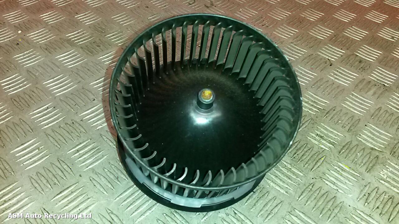 View Auto part Heater Motor/Assembly Volkswagen Up 2013