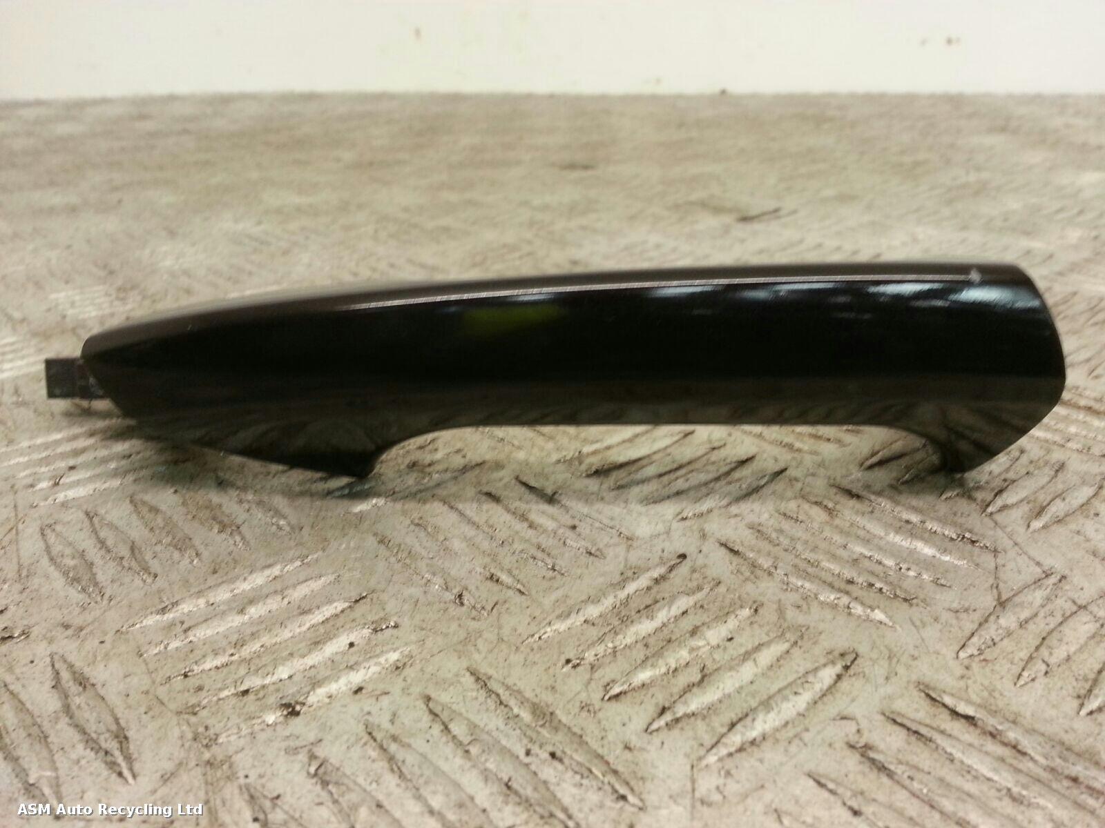View Auto part Door Handle Mercedes C Class 2014