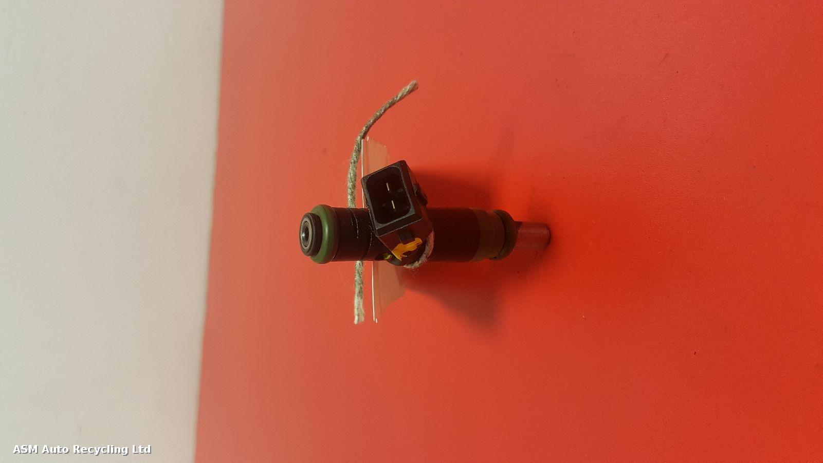 View Auto part Fuel Injector Ford Fiesta 2004