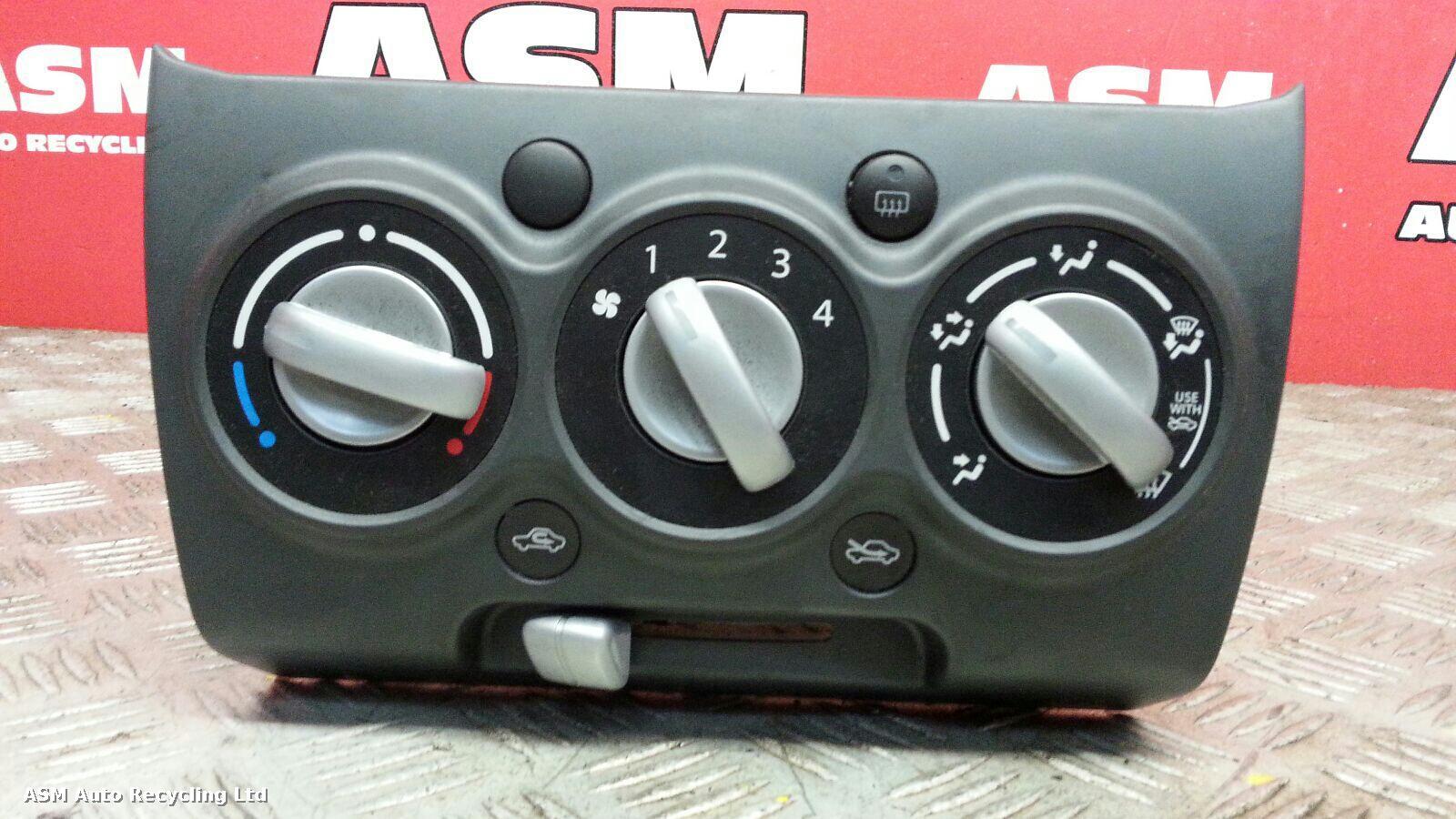 View Auto part Heater/AC Controller Suzuki Alto 2013