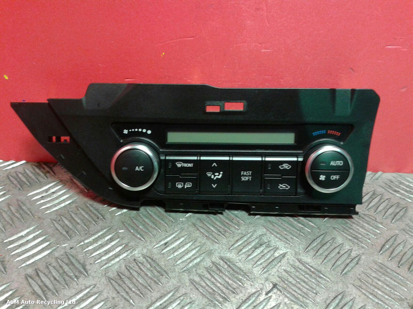 View Auto part Heater/AC Controller Toyota Auris 2013