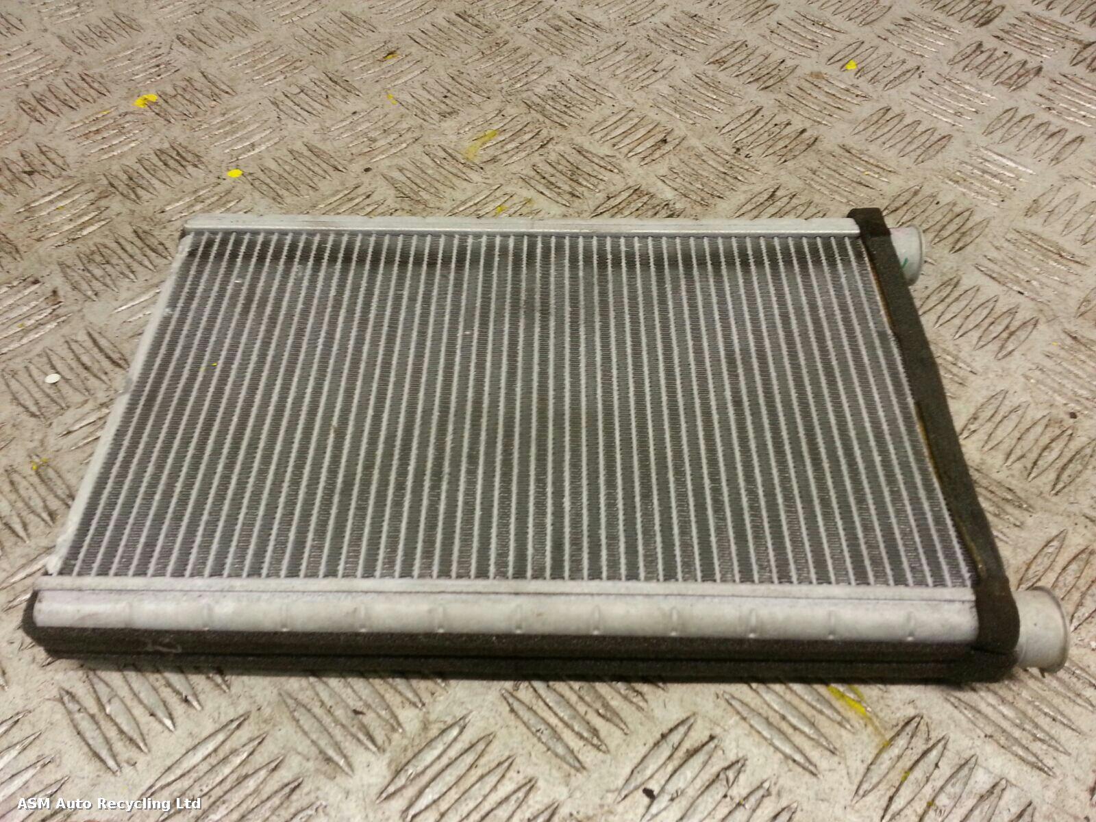 View Auto part Heater Core Bmw 1 Series 2006