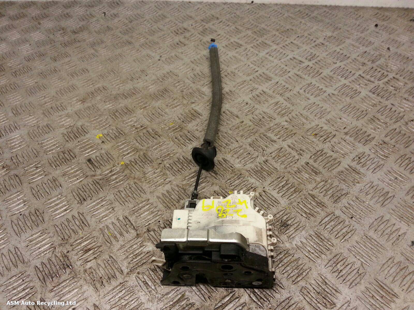 View Auto part Door Lock Assembly Audi A1 2013