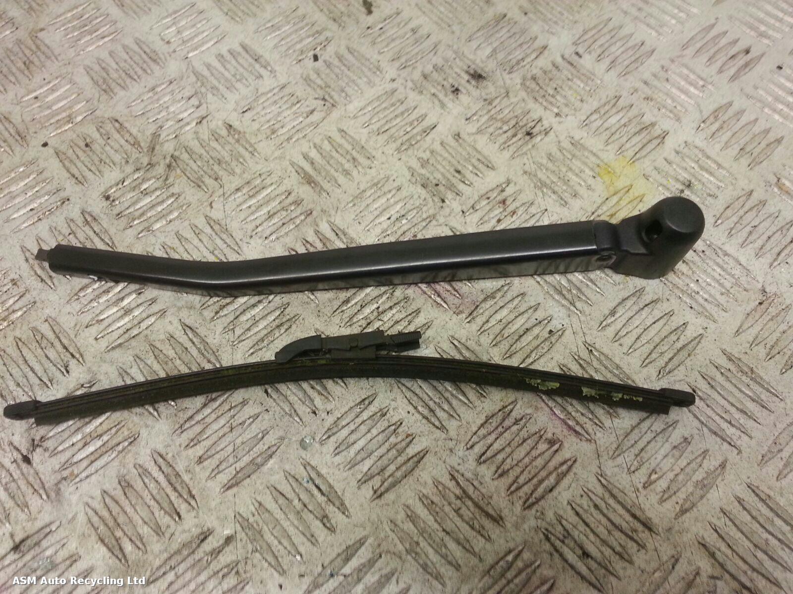 View Auto part Wiper Arm Bmw 1 Series 2008