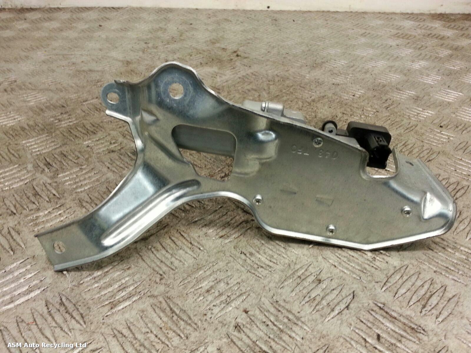 View Auto part Wiper Motor Rear Honda Jazz 2011