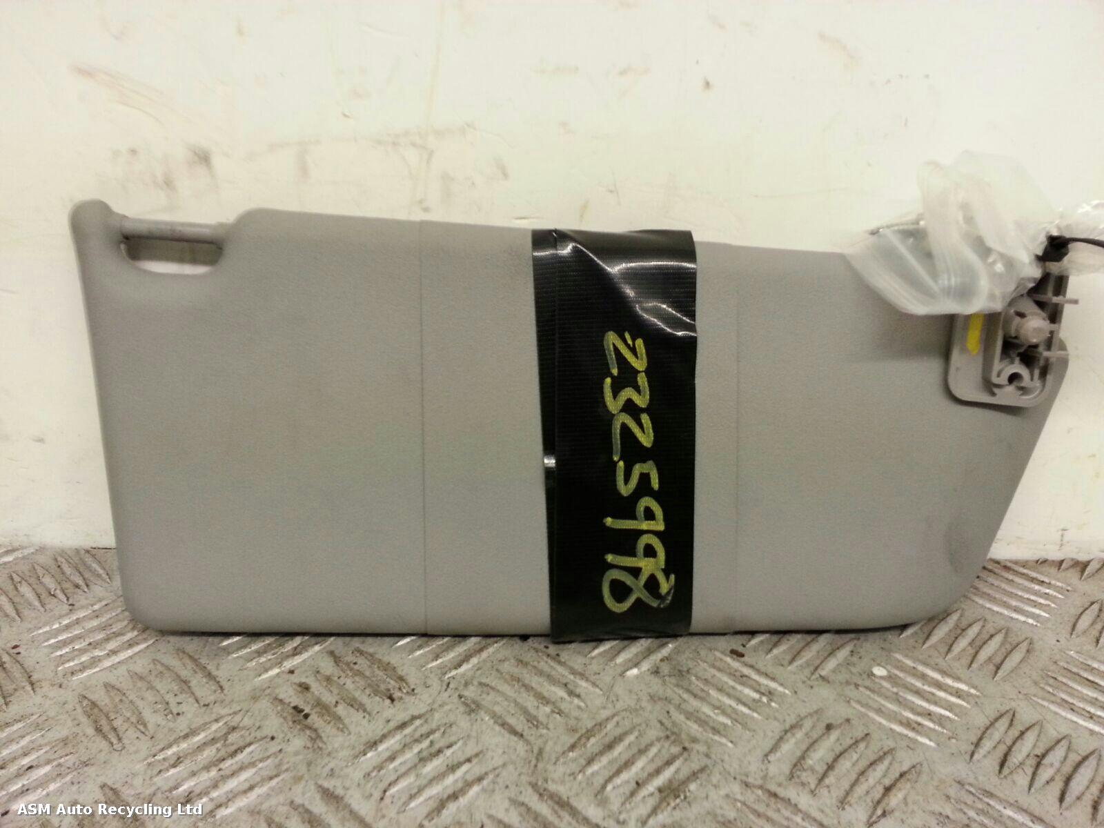 View Auto part Sun visor Vauxhall Astra 2006