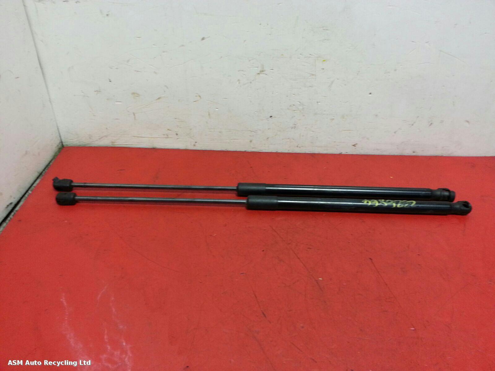 View Auto part Hatch Strut/Shock Ford Focus 2014