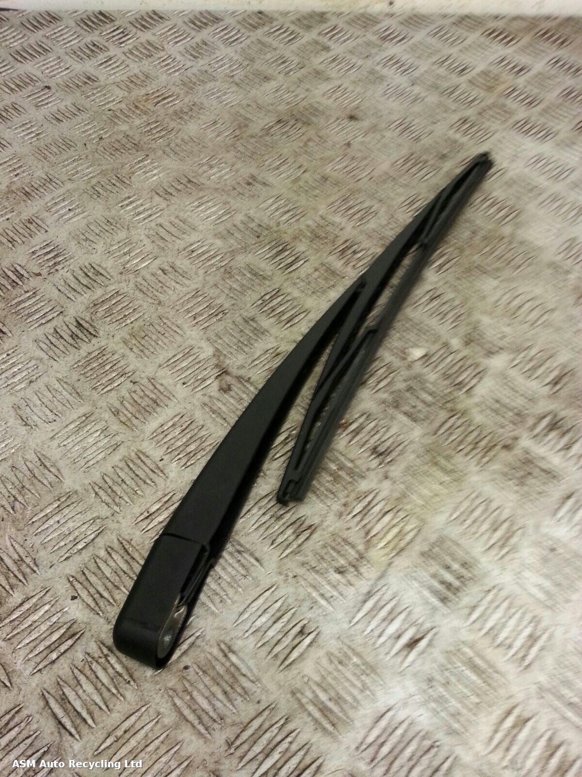View Auto part Wiper Arm Peugeot 207 2009