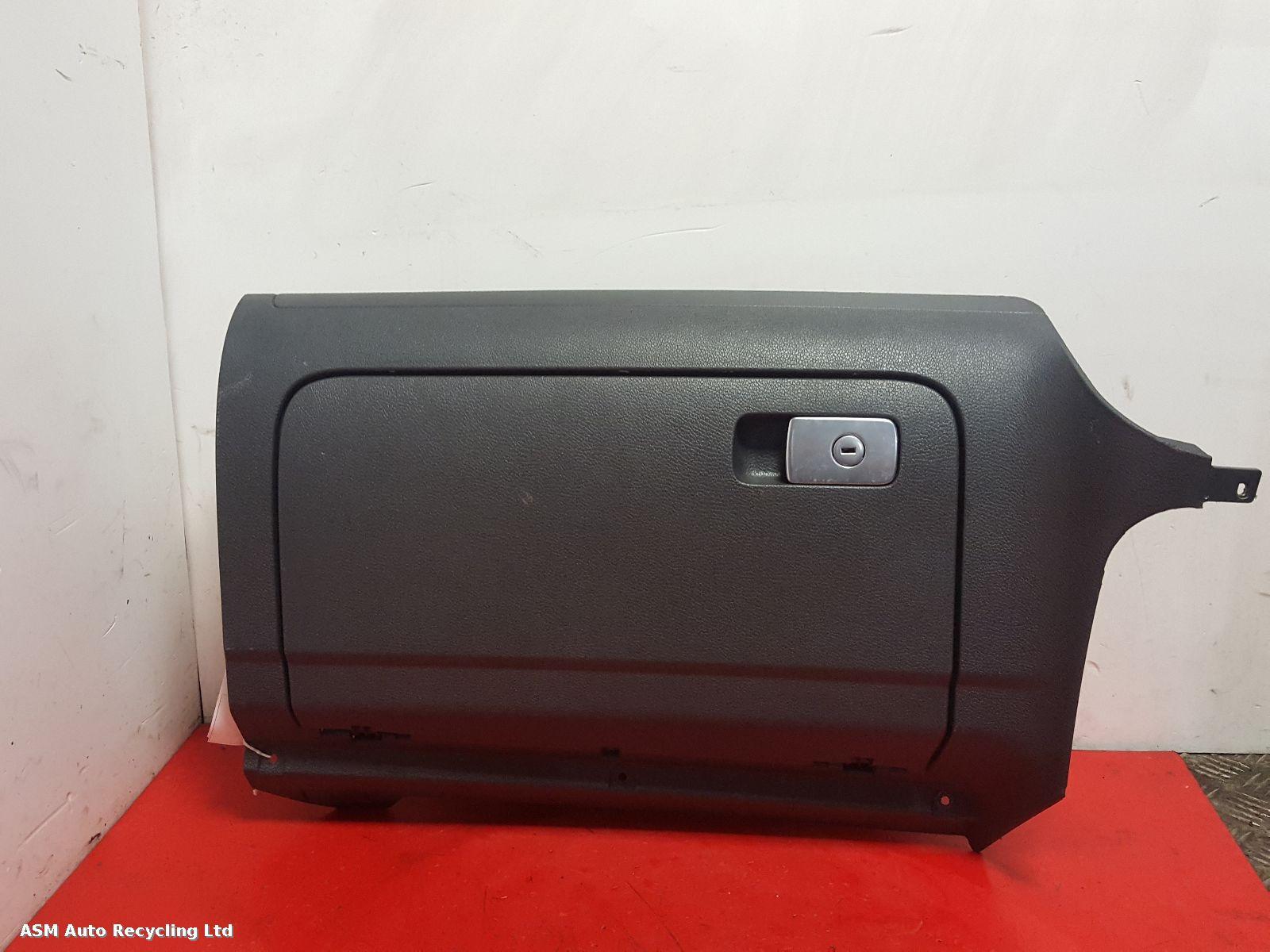 View Auto part Glove Box Volkswagen Golf 2006