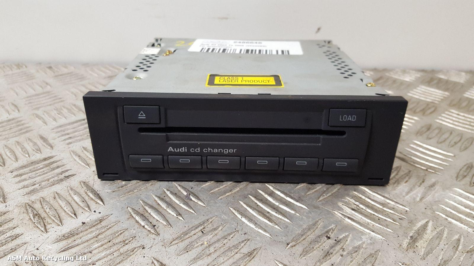 View Auto part CD Changer Audi A3 2005