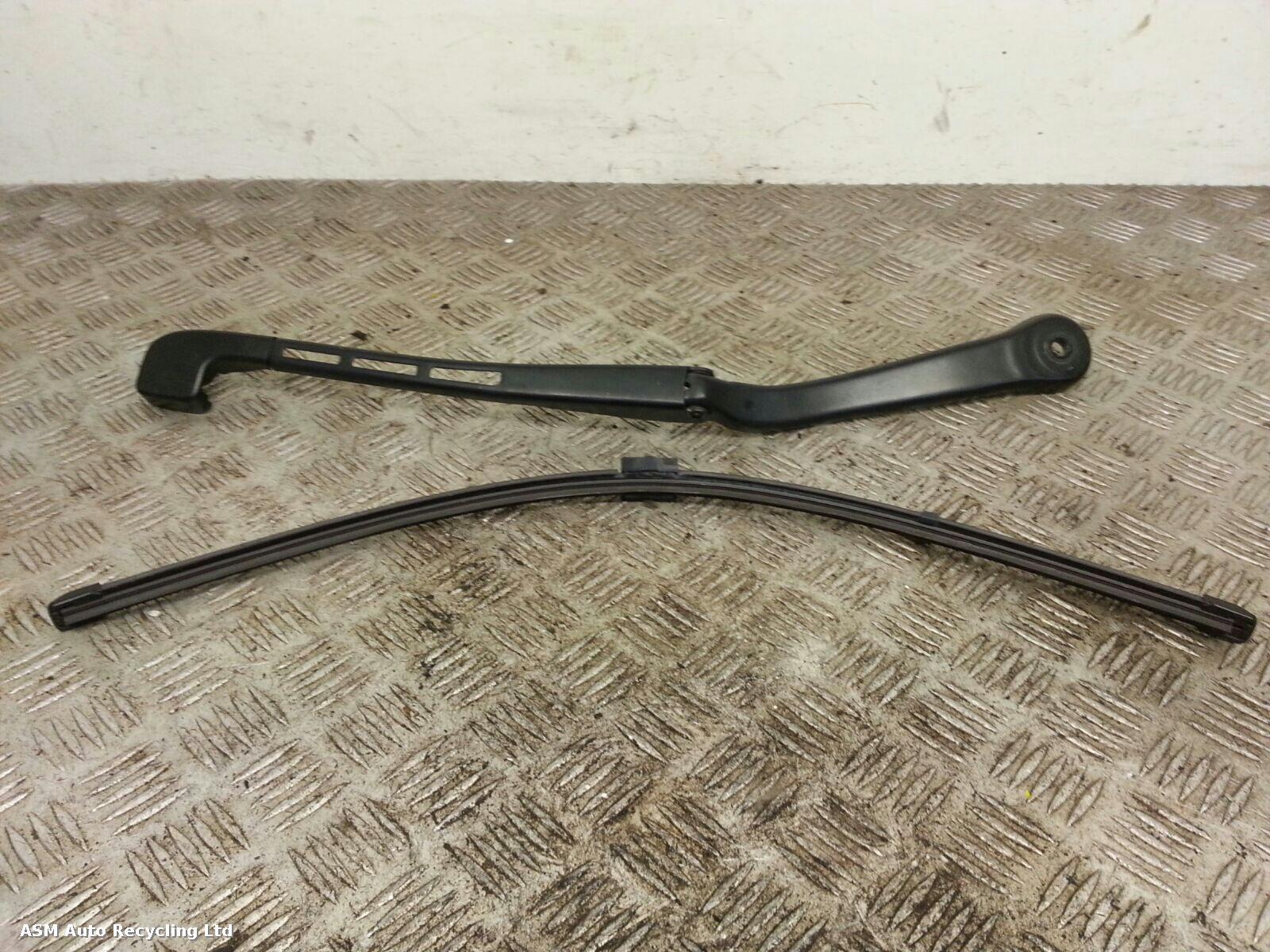 View Auto part Wiper Arm Bmw 3 Series 2006