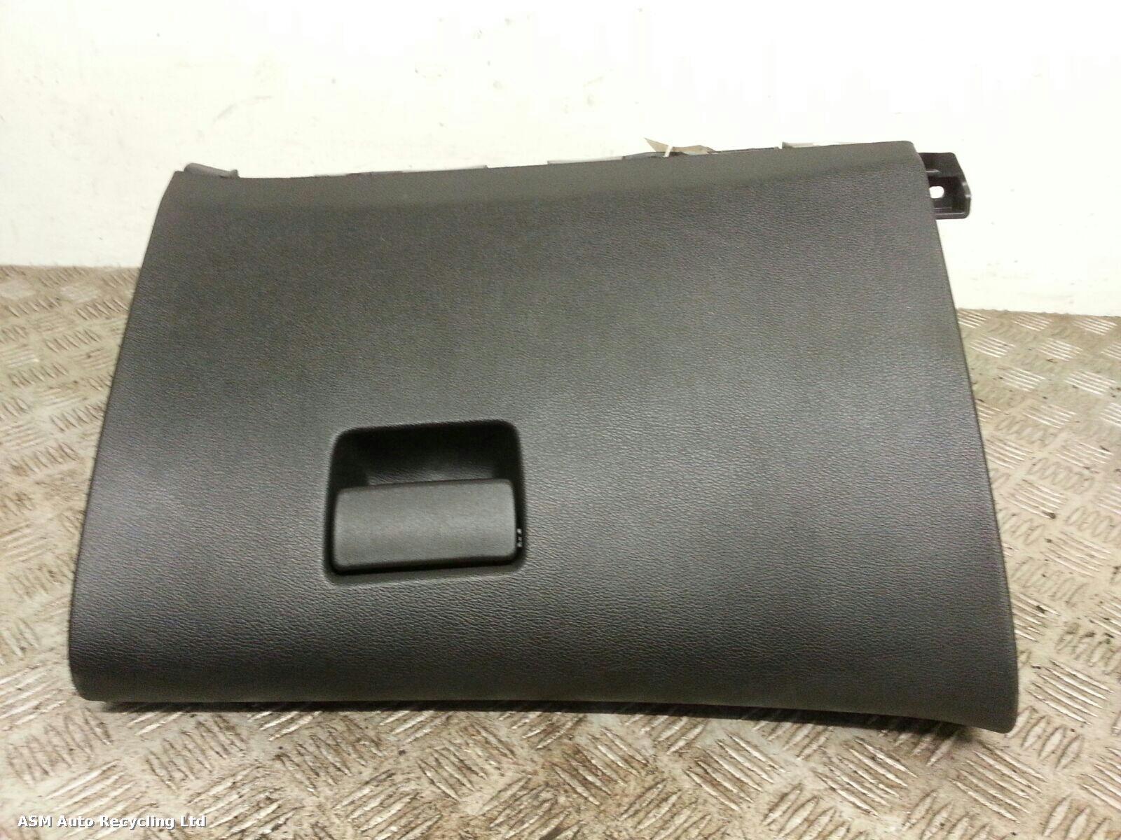 View Auto part Glove Box Vauxhall Astra 2013