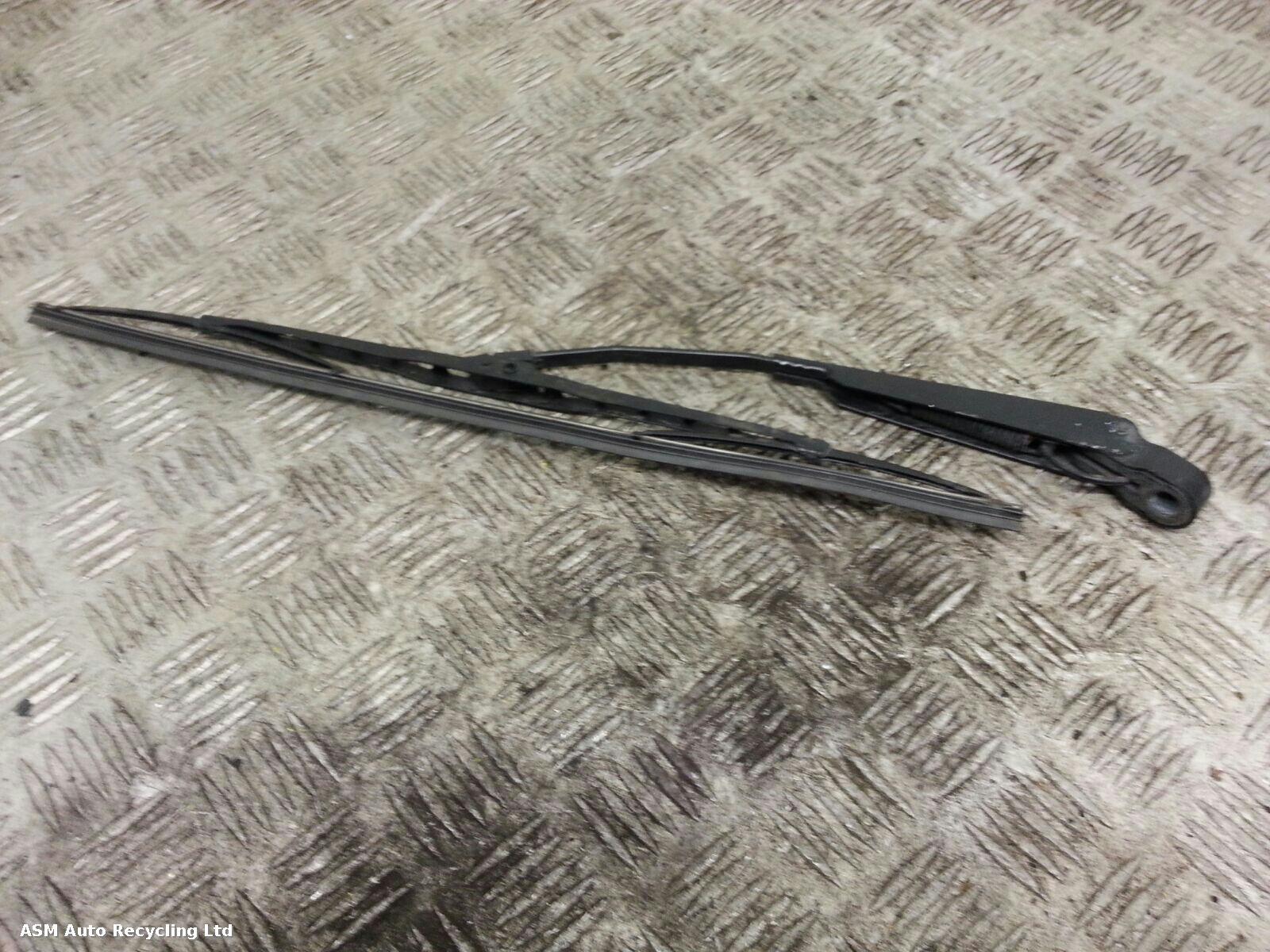 View Auto part Wiper Arm Mercedes E Class 2005