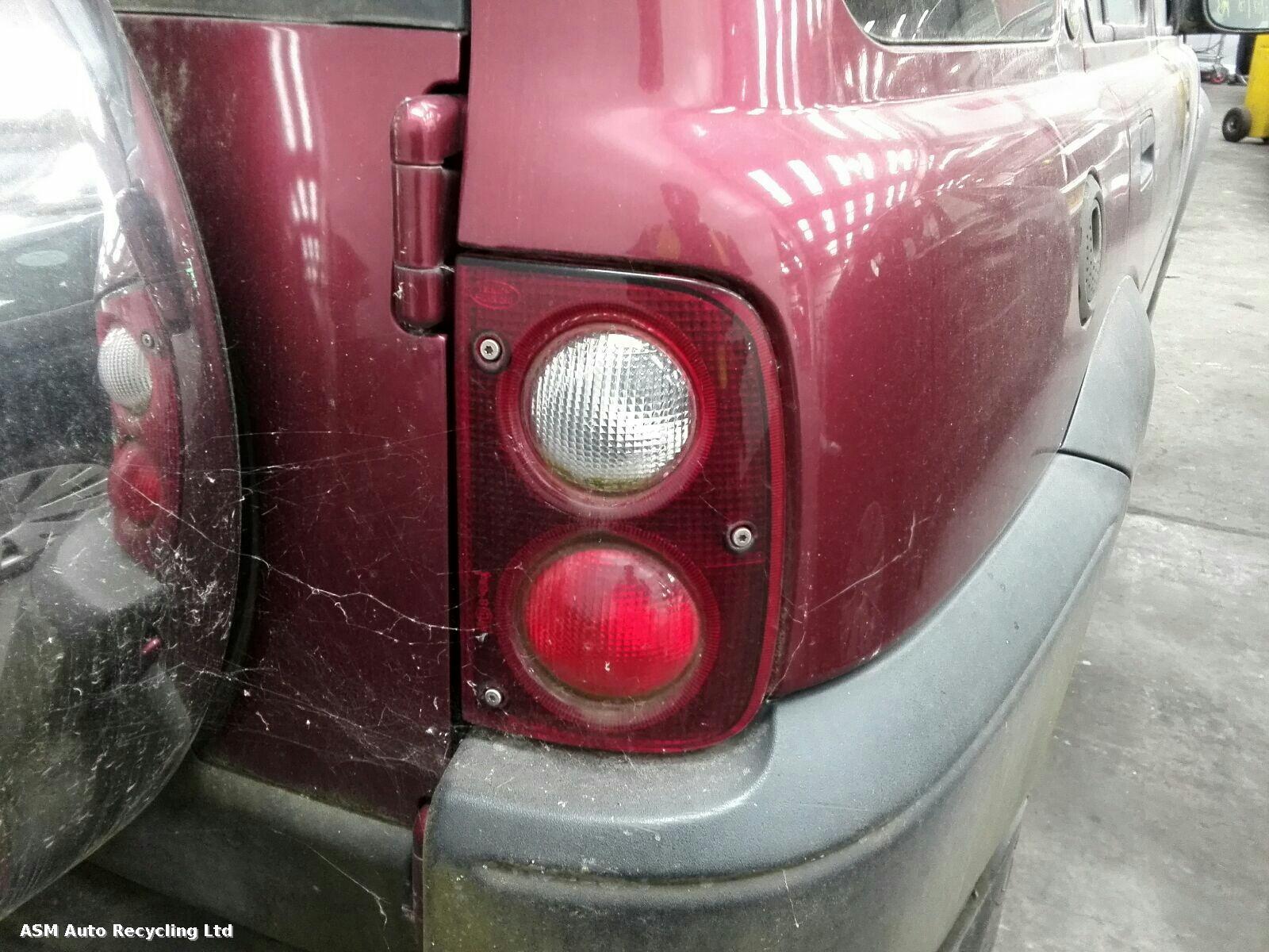 View Auto part R Taillight Land Rover Freelander 2002