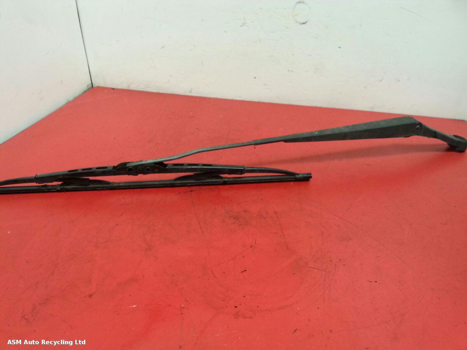 View Auto part Wiper Arm Isuzu Rodeo 2003