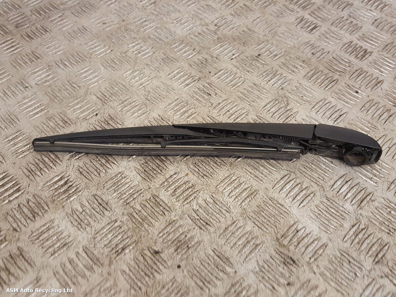 View Auto part Wiper Arm Toyota Verso 2011