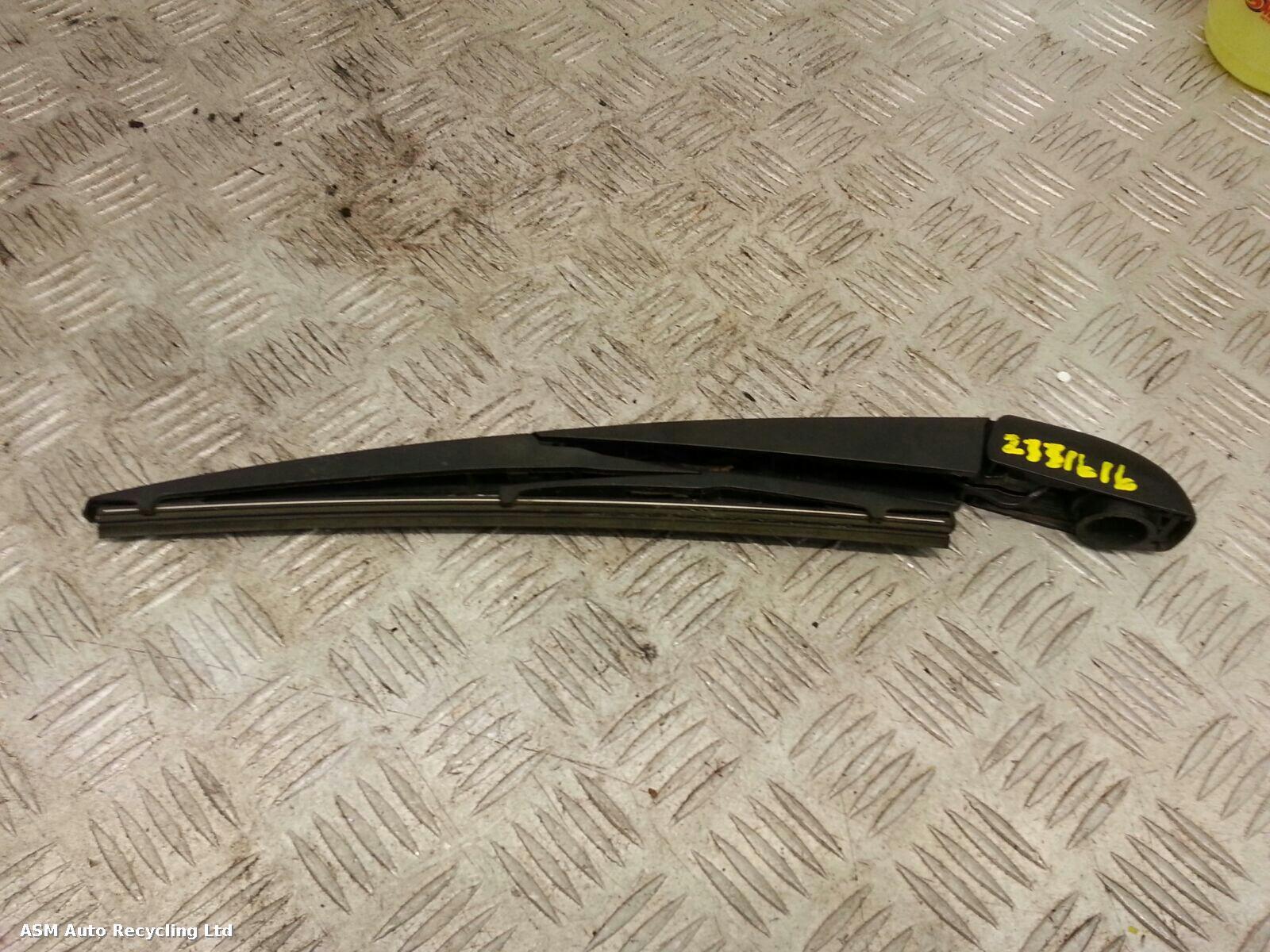 View Auto part Wiper Arm Toyota Verso 2013