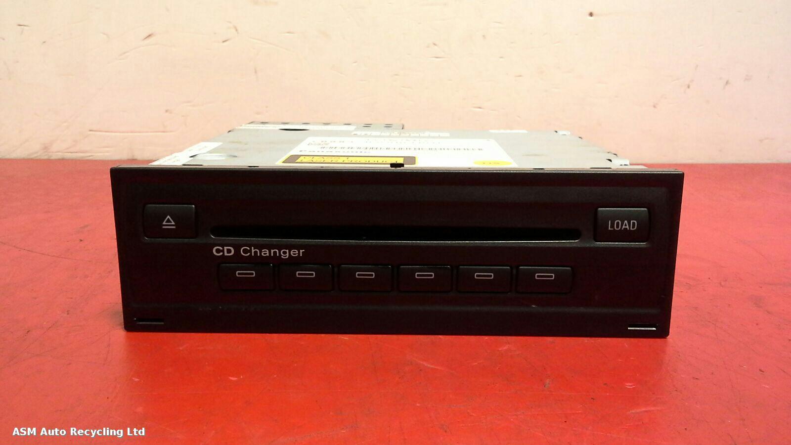 View Auto part CD Changer Audi A6 2009