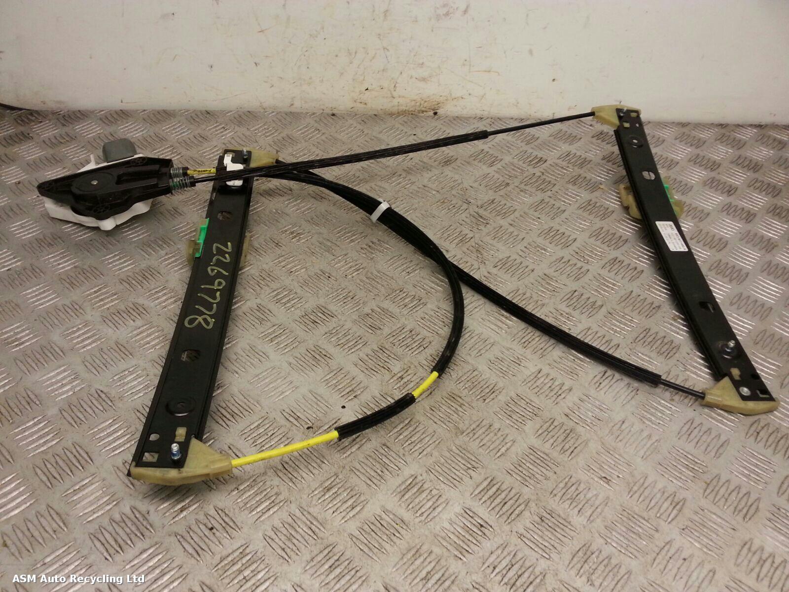 View Auto part RF Window Regulator Audi A1 2014