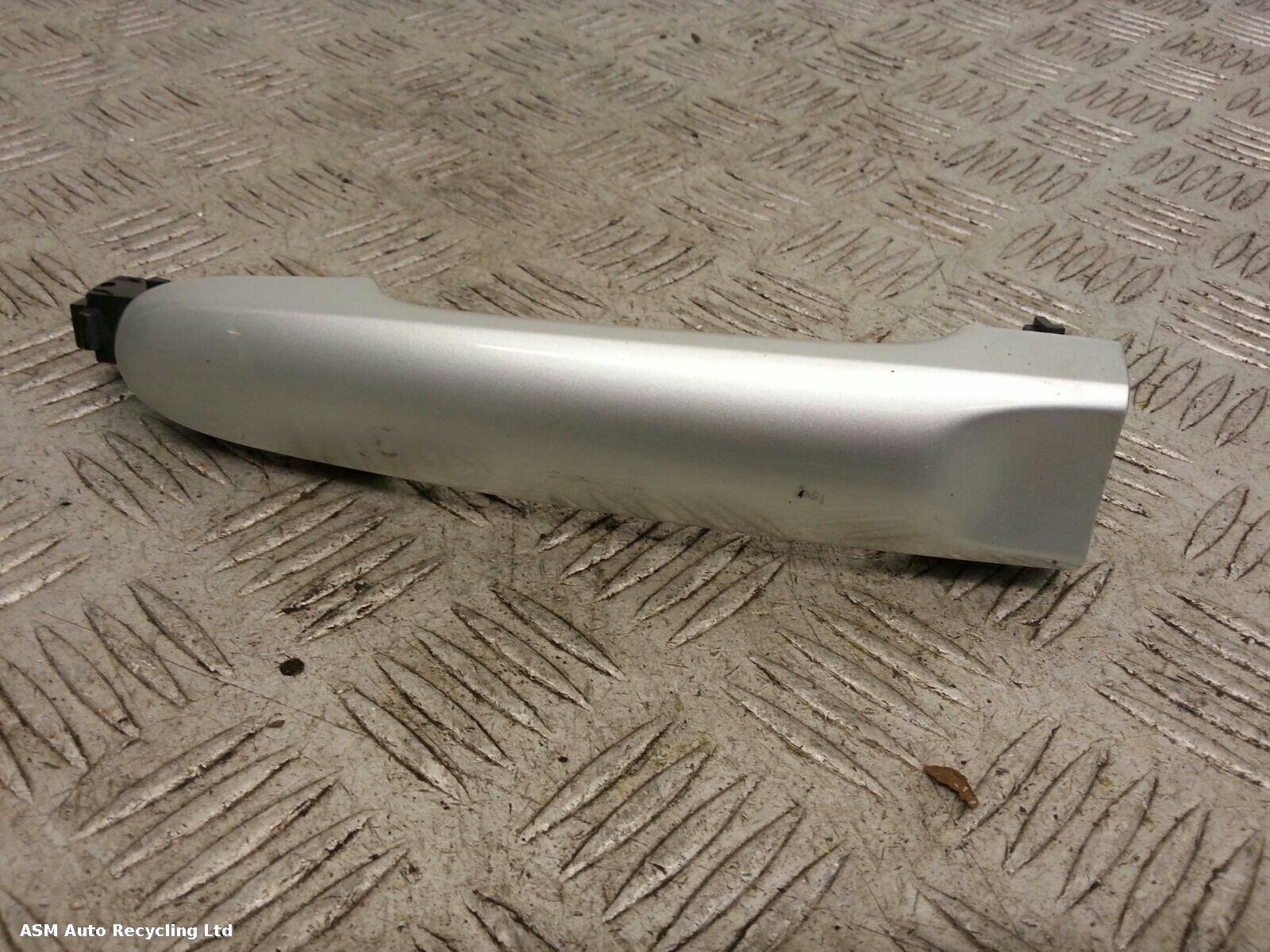 View Auto part Door Handle Nissan Micra 2014
