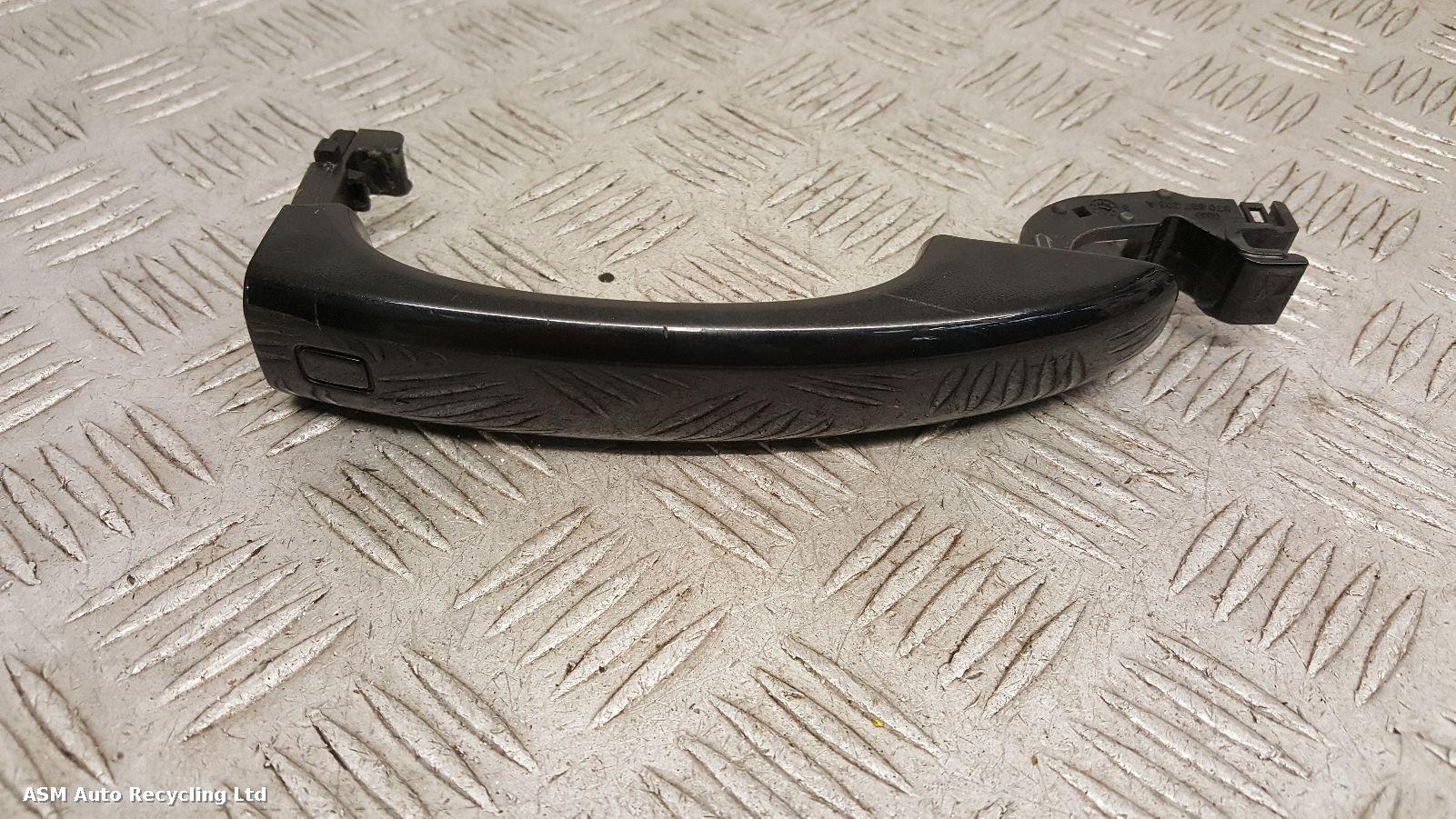View Auto part Door Handle Audi A4 2010