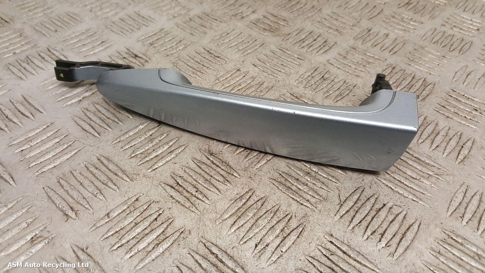 View Auto part Door Handle Bmw 3 Series 2008