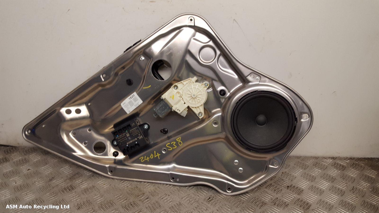 View Auto part LR Window Regulator Mercedes C Class 2012