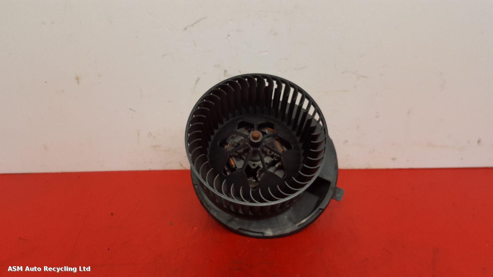 View Auto part Heater Motor/Assembly Volkswagen Golf 2005