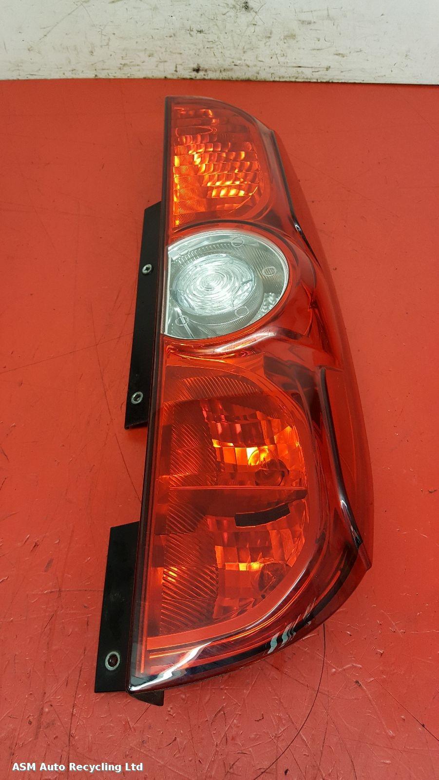 View Auto part R Taillight Vauxhall Combo 2014