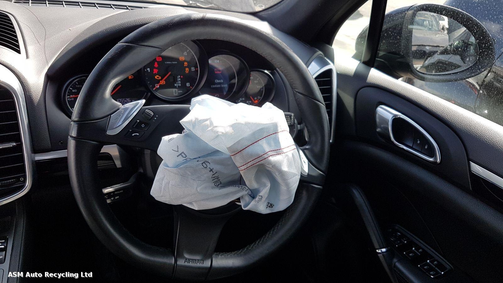 View Auto part Steering Wheel Porsche Cayenne 2014
