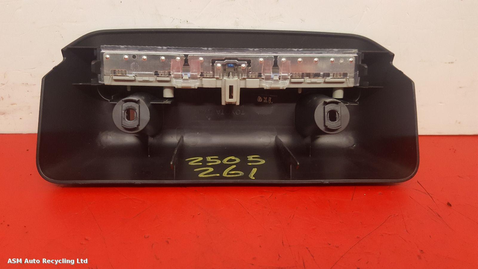 View Auto part High Level Stop Light Toyota Verso 2012