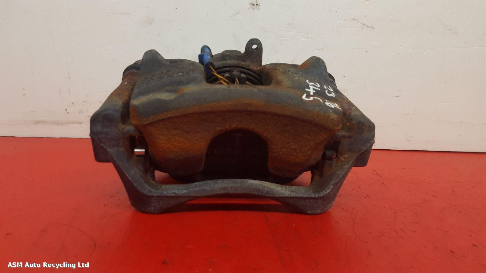 View Auto part Caliper Mercedes A Class 2015