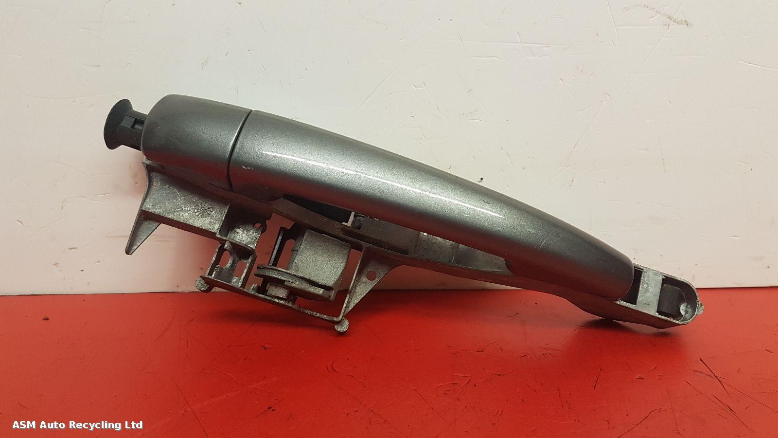 View Auto part Door Handle Peugeot 308 2009