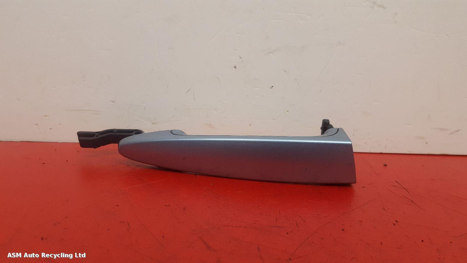 View Auto part Door Handle Bmw 3 Series 2013